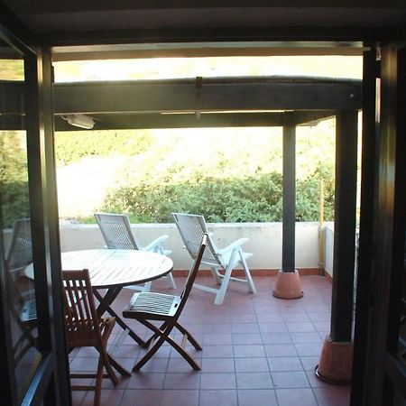 Nice Apartments In Waterfront Villa In Bosa Porto Alabe Трезнурагес Экстерьер фото